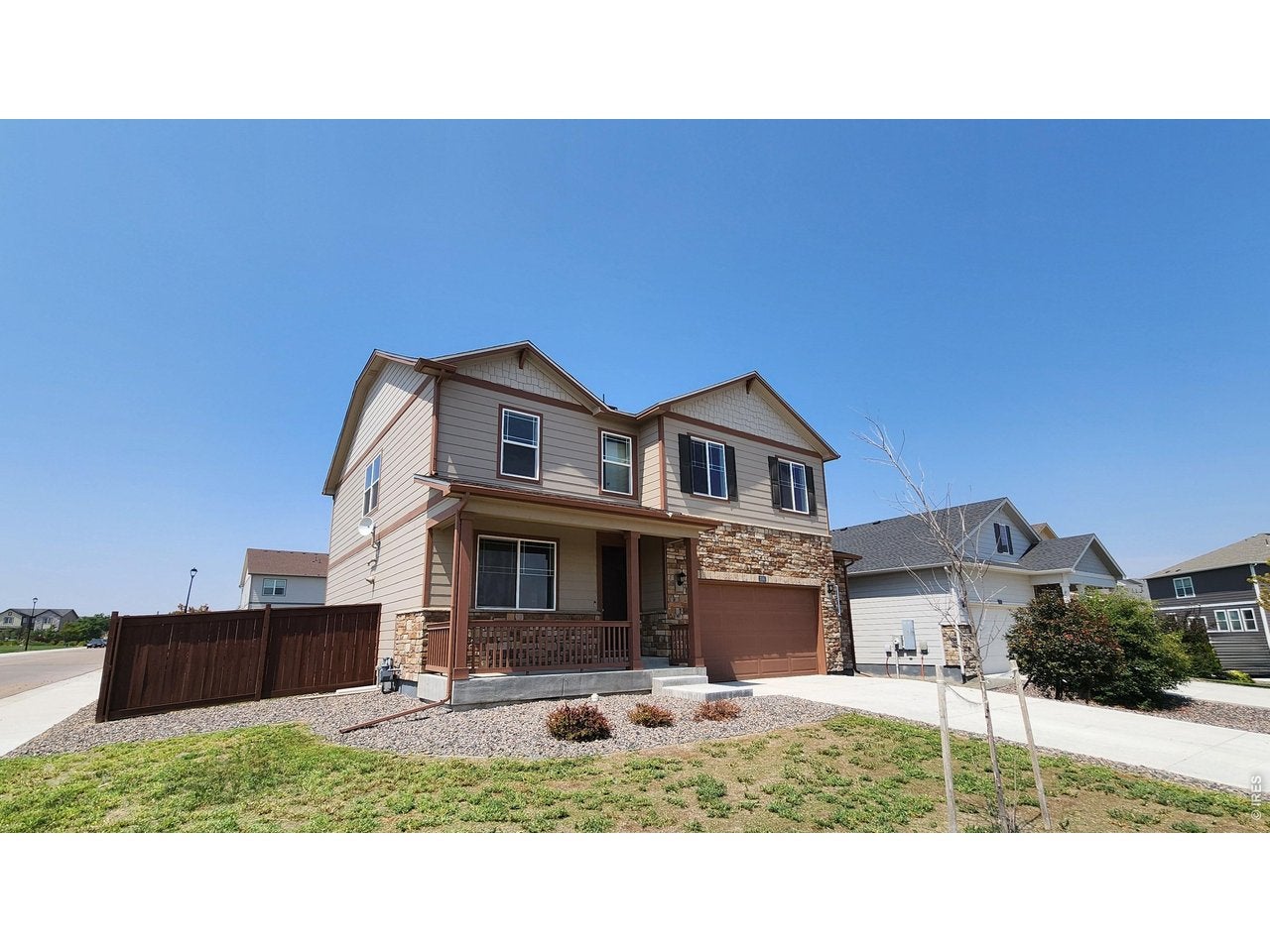 2595 Wren Dr — photo