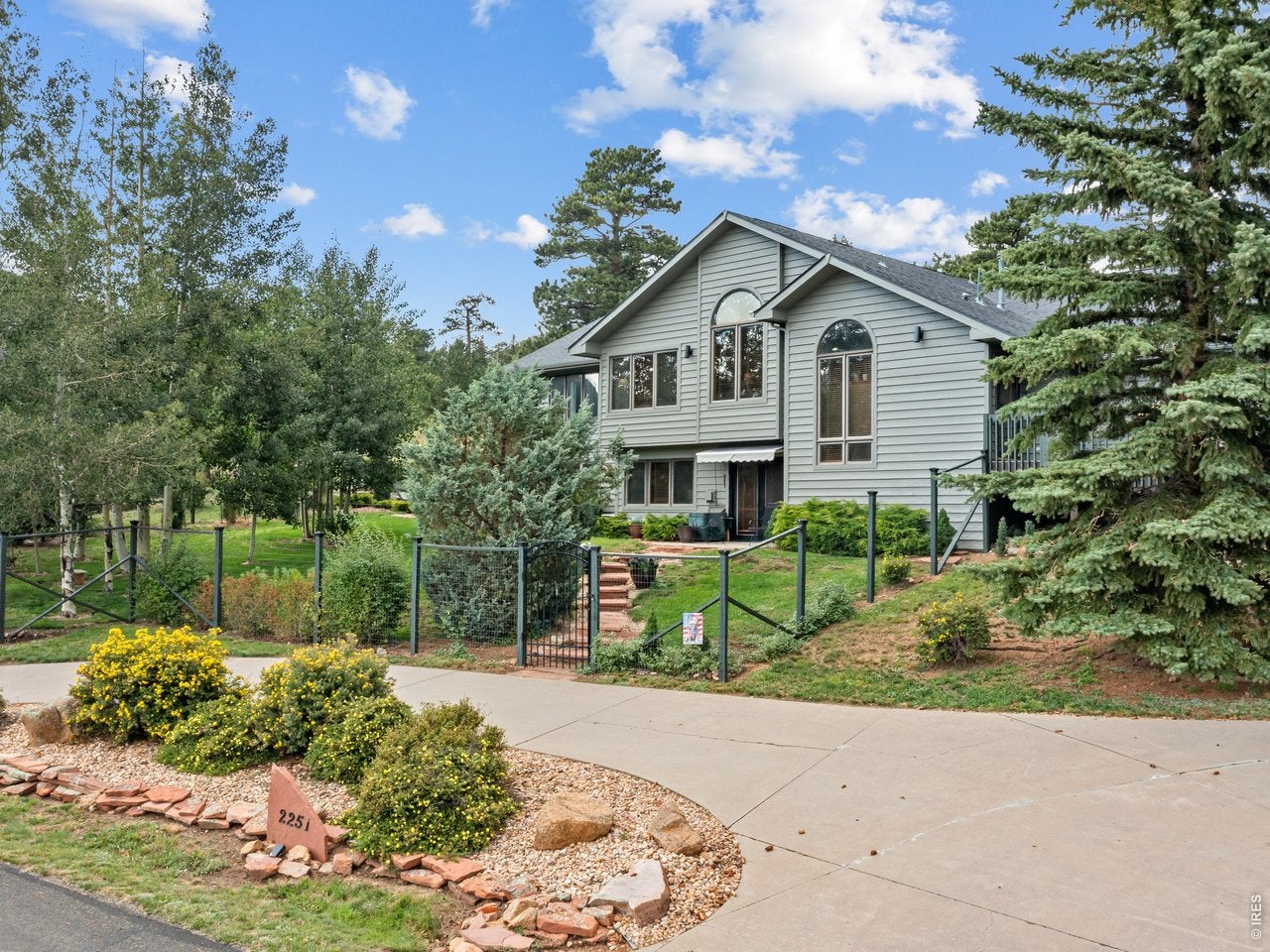 2251 Arapaho Rd — photo
