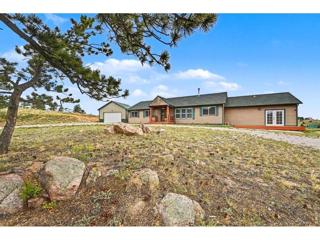 144 Torreys Ct — photo