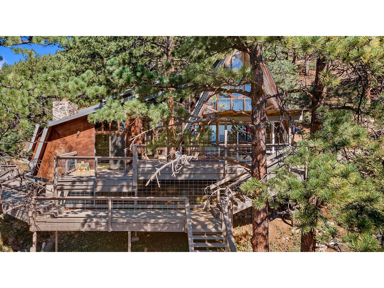 1412 Sunshine Canyon Dr — photo