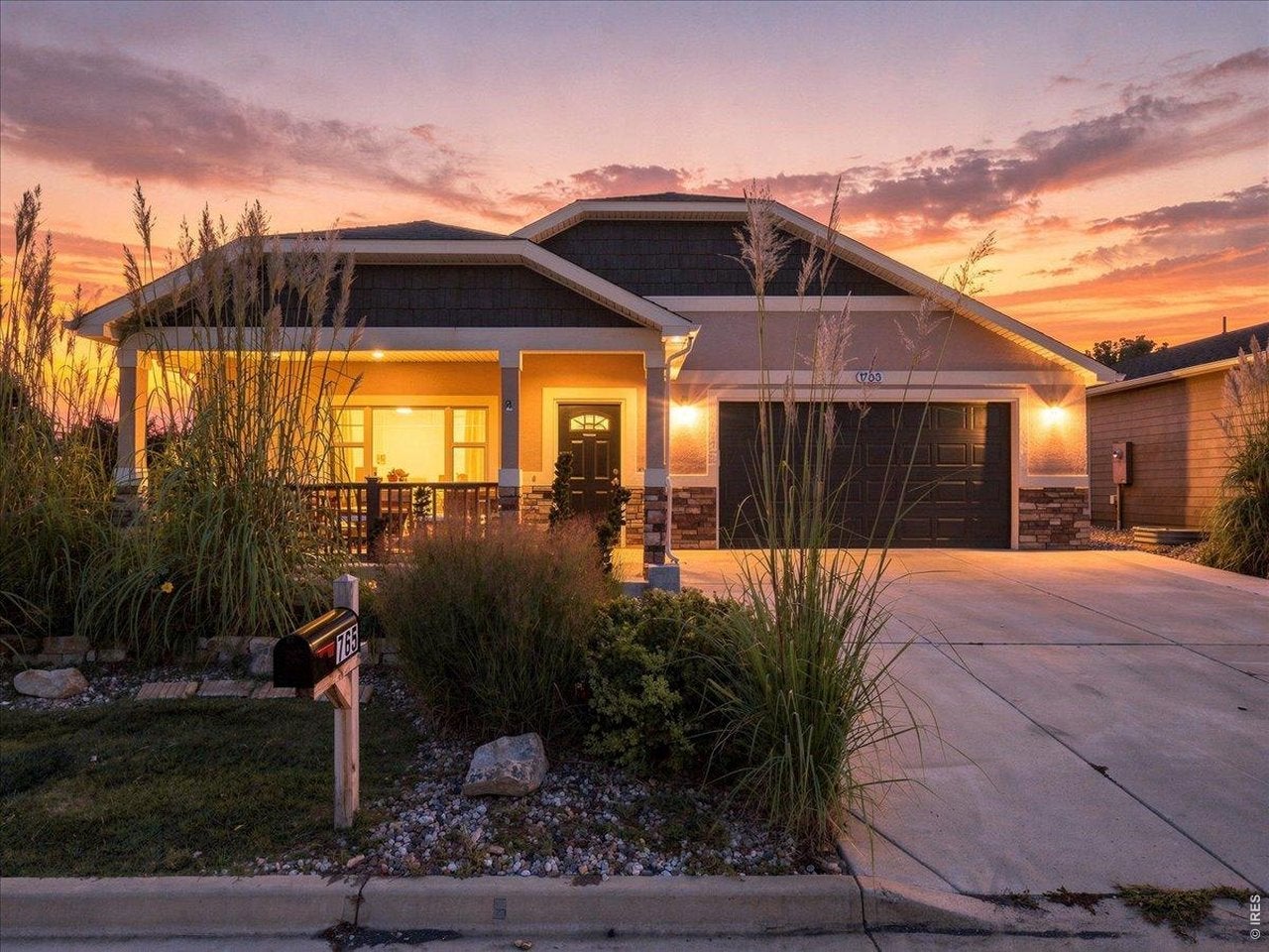 765 Grays Peak Ln — photo