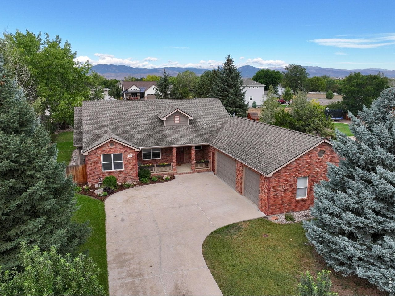 2029 Breckenridge Dr — photo