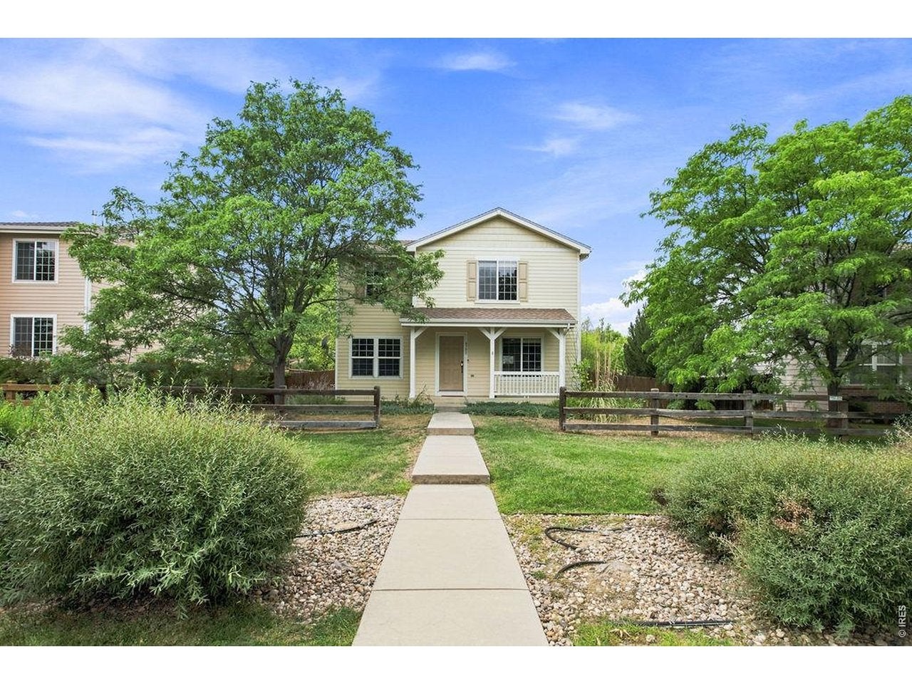 6751 Brittany Dr — photo