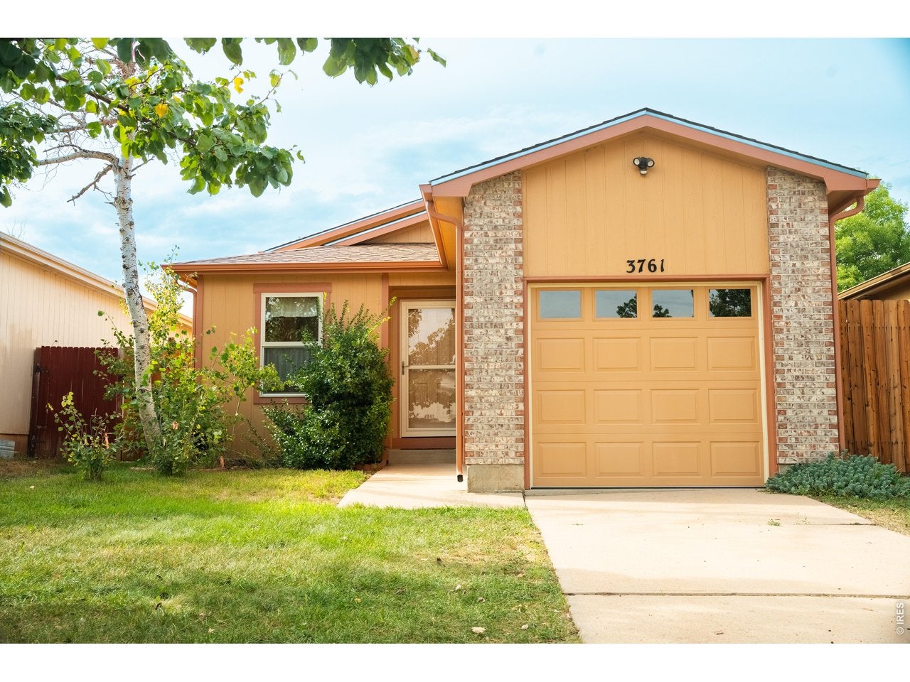 3761 Dalton Dr — photo