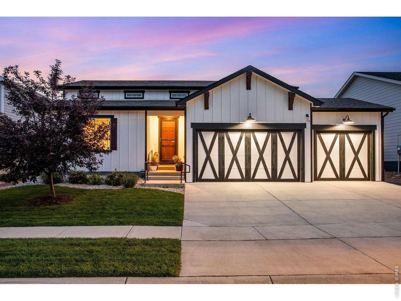 301 Dorothy Dr — photo