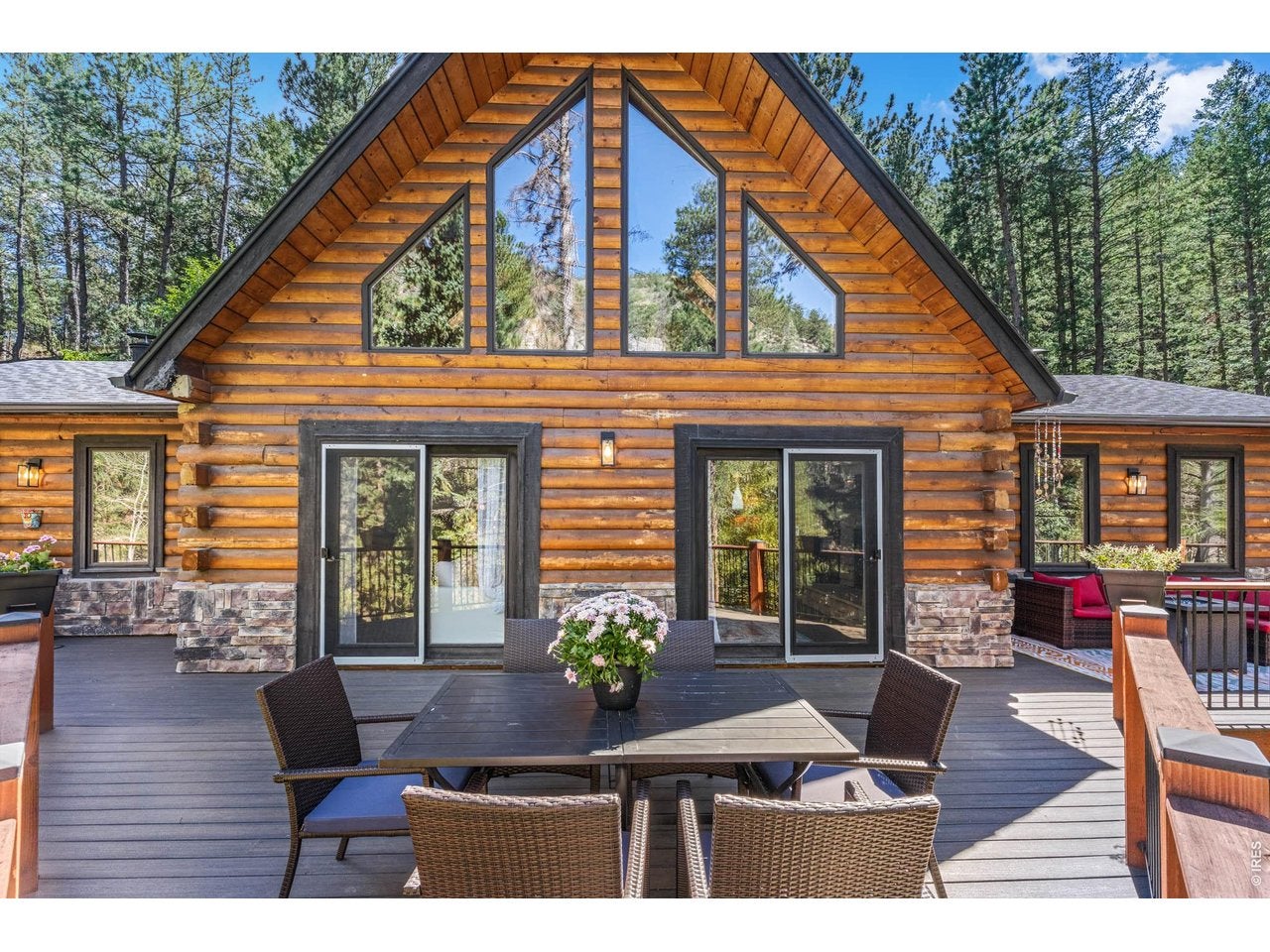 459 Streamside Dr — photo