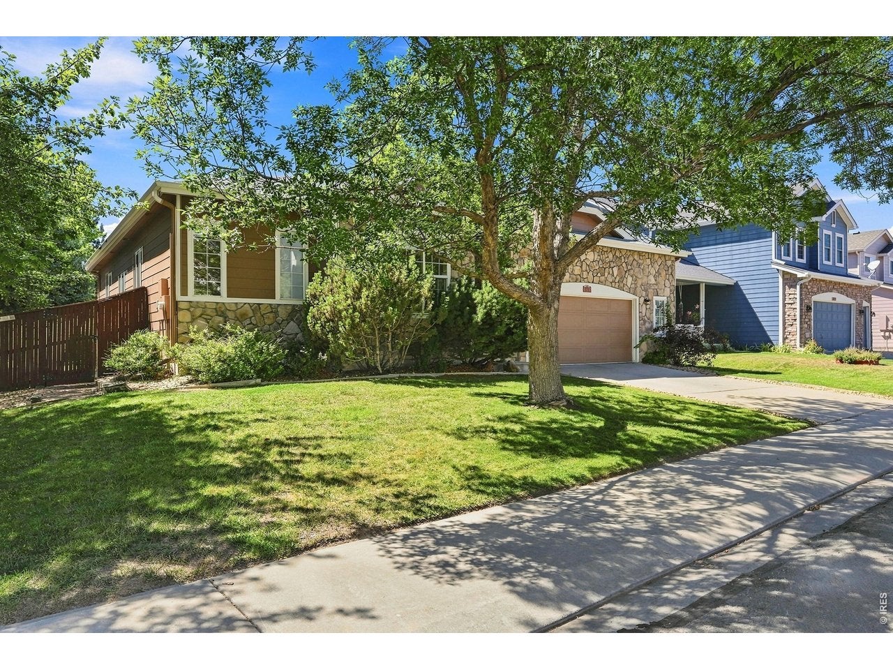 1715 Whitehall Dr — photo