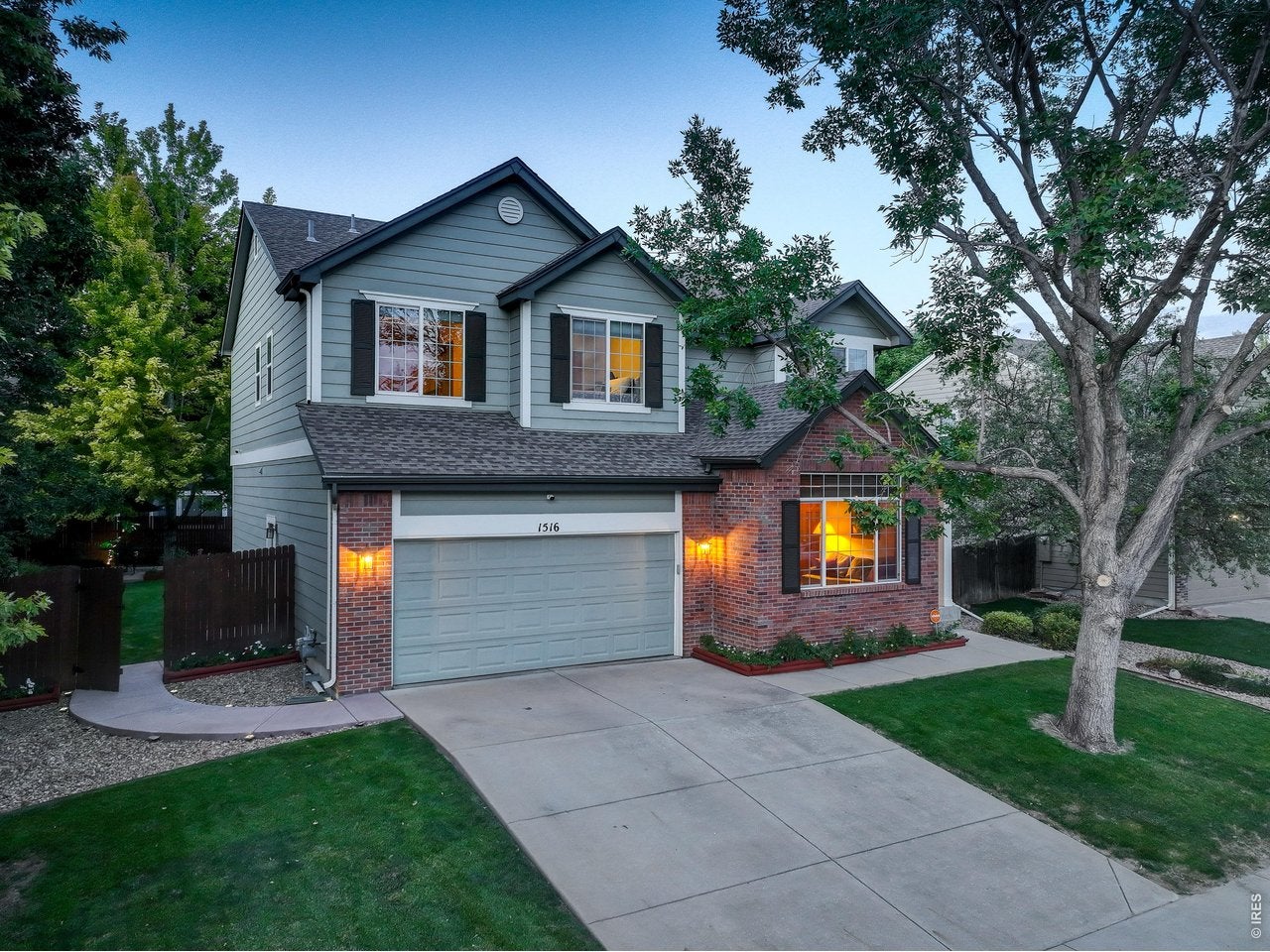 1516 Red Mountain Dr — photo
