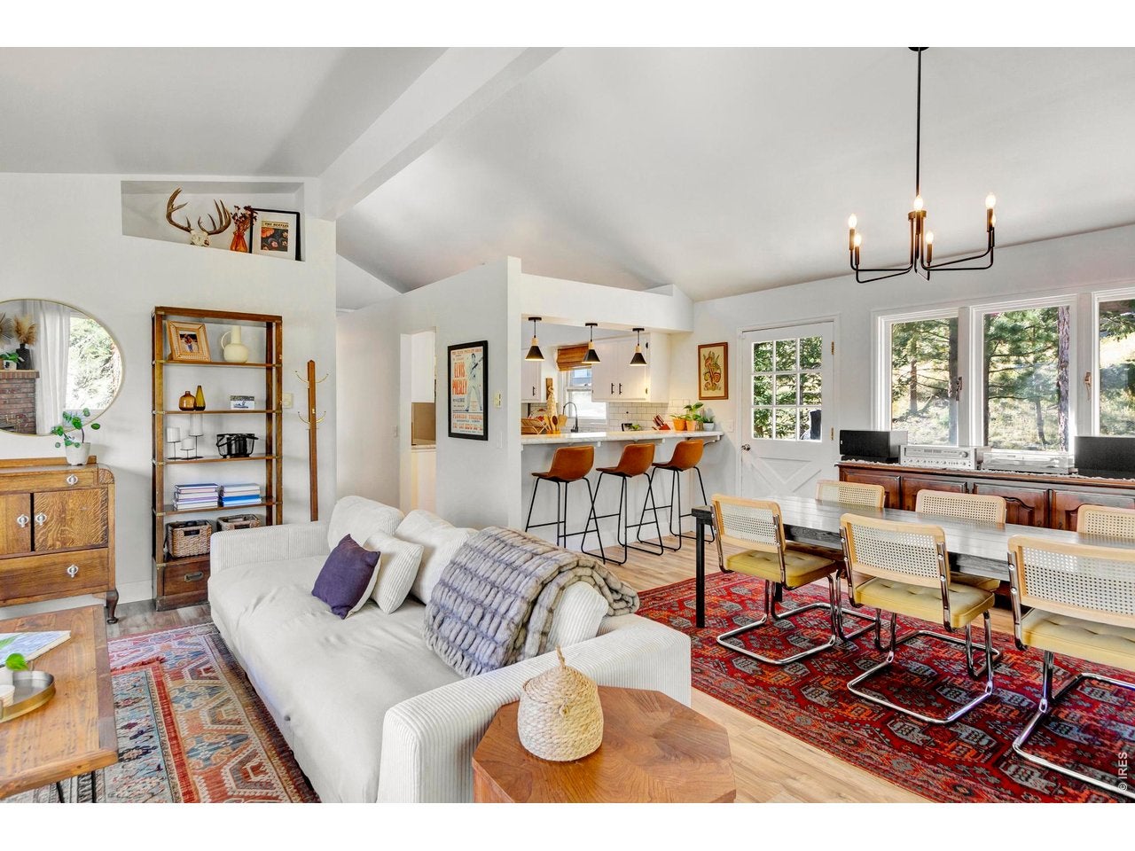 517 Driftwood Ave 3 — photo