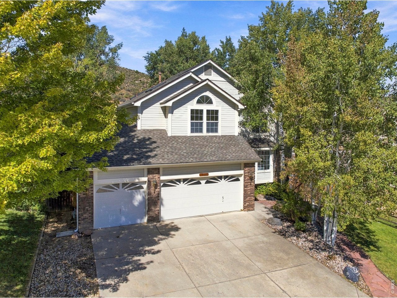 459 Promontory Dr — photo