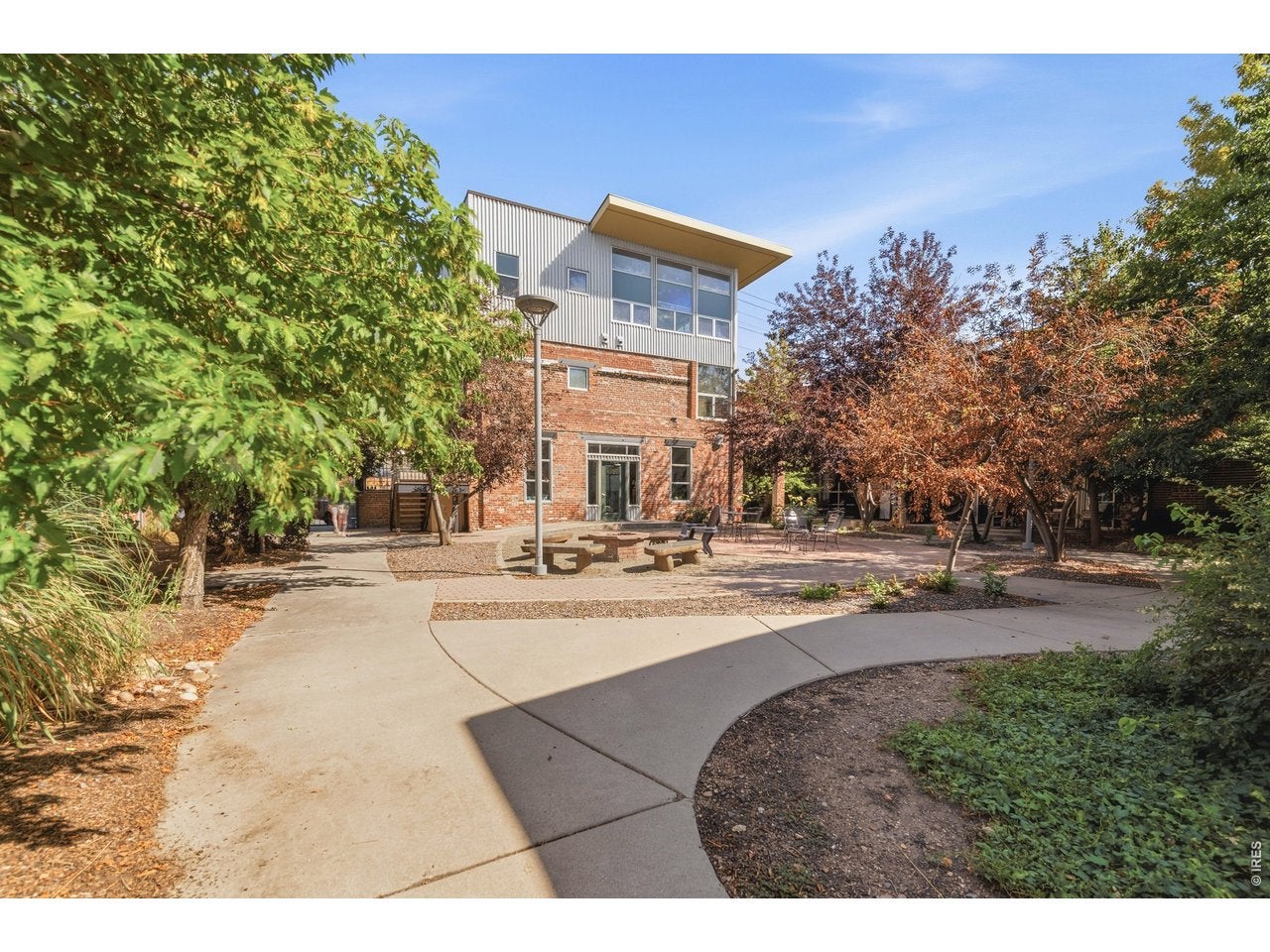 3033 Blake St 112 — photo