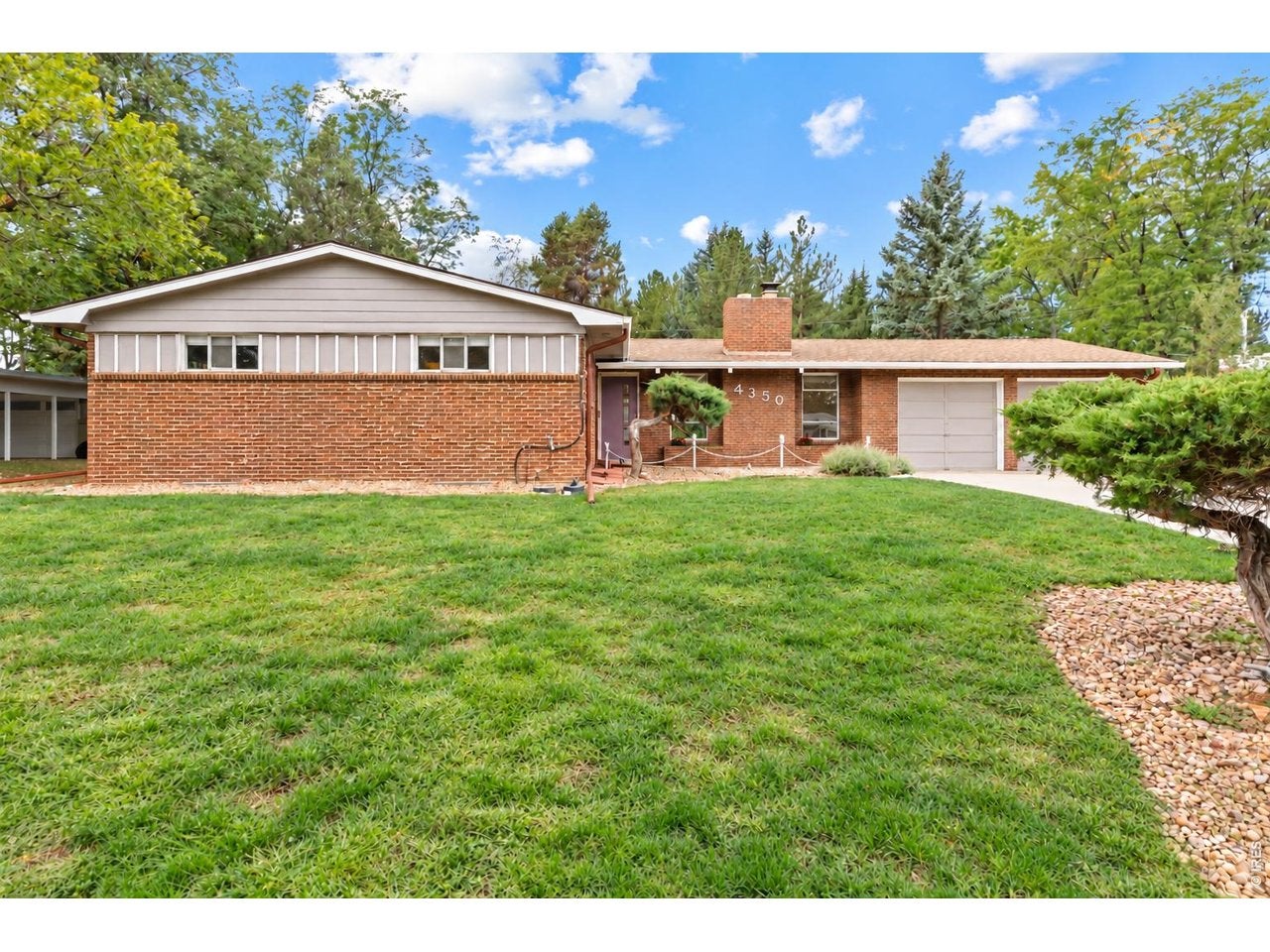 4350 Comanche Dr — photo