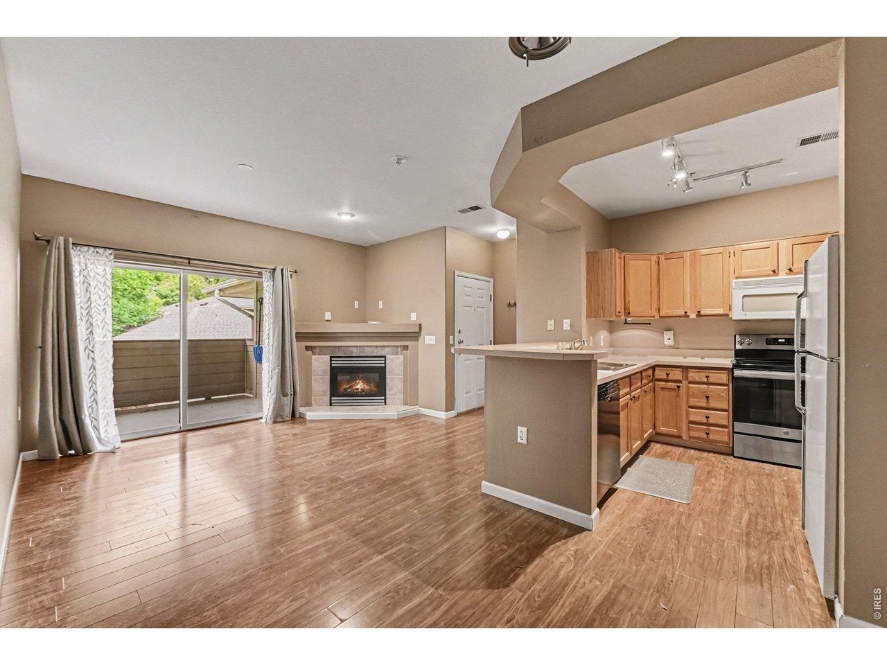 4545 Wheaton Dr D-390 — photo
