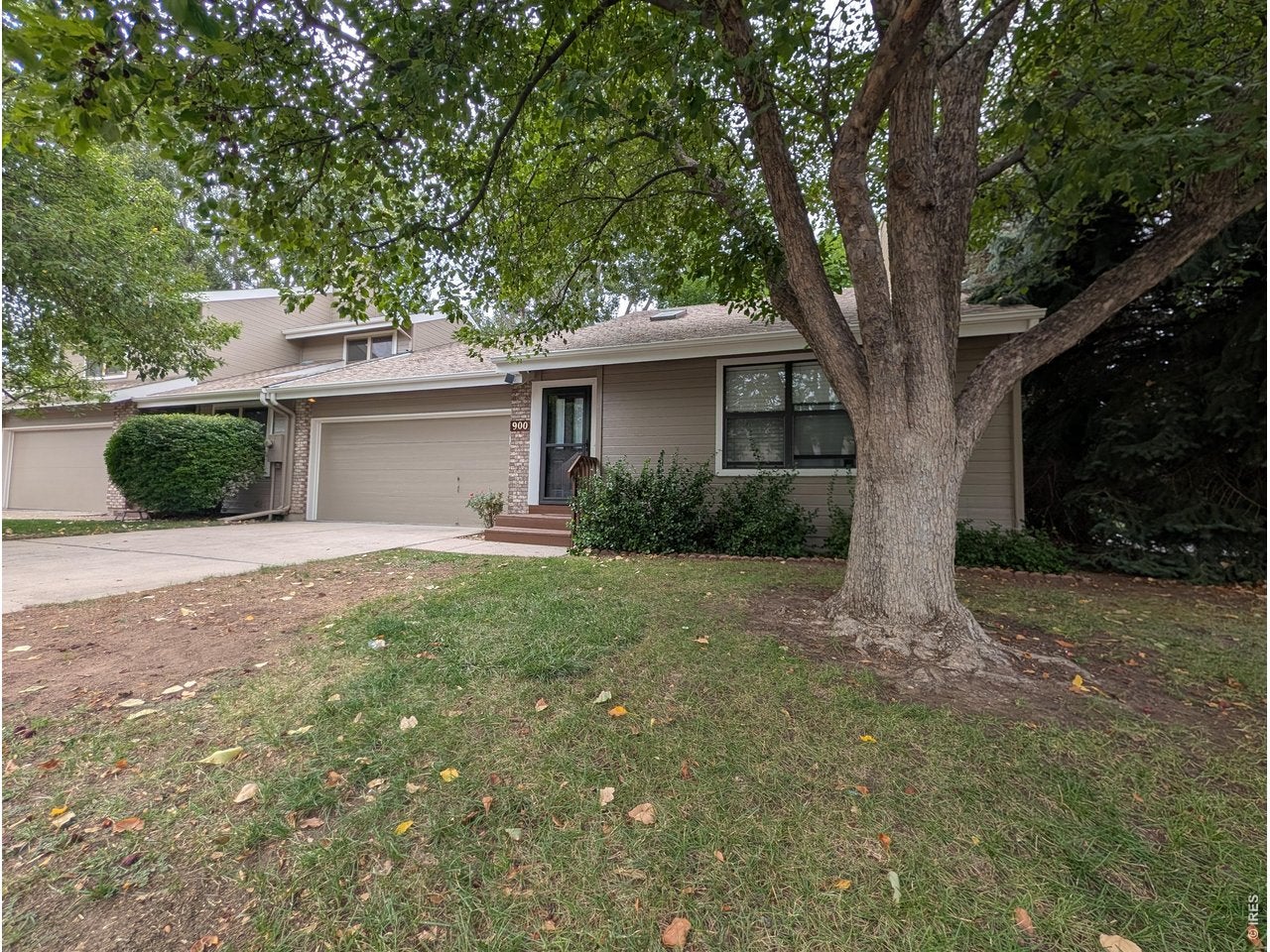 900 Shire Ct — photo