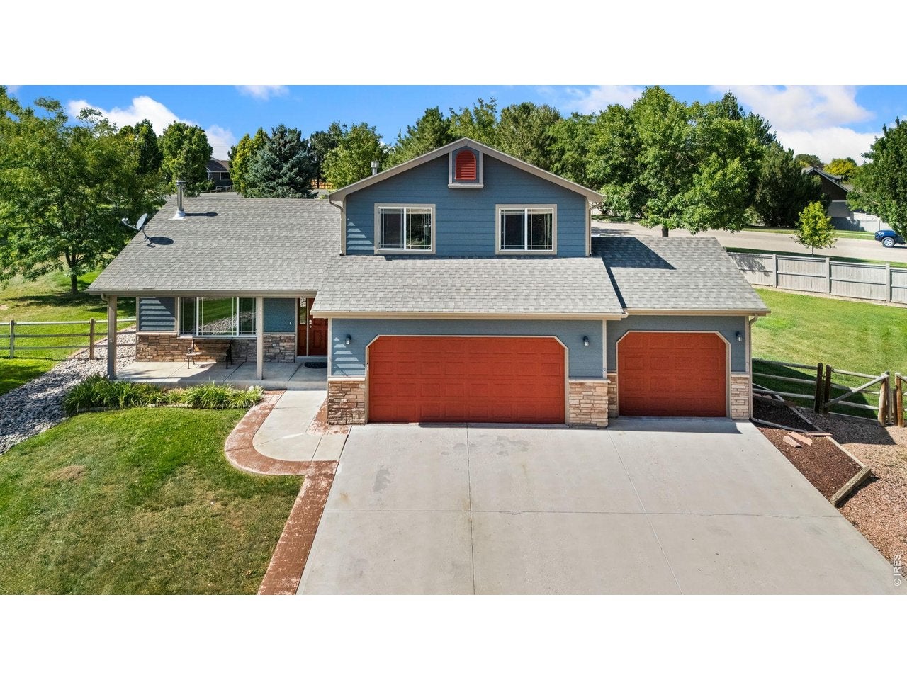 8895 Indian Village Dr — photo
