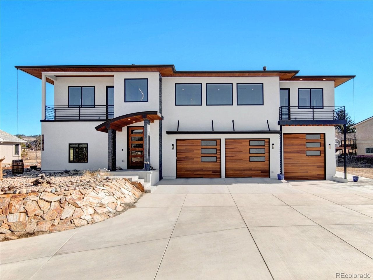 14015 Gleneagle Dr — photo