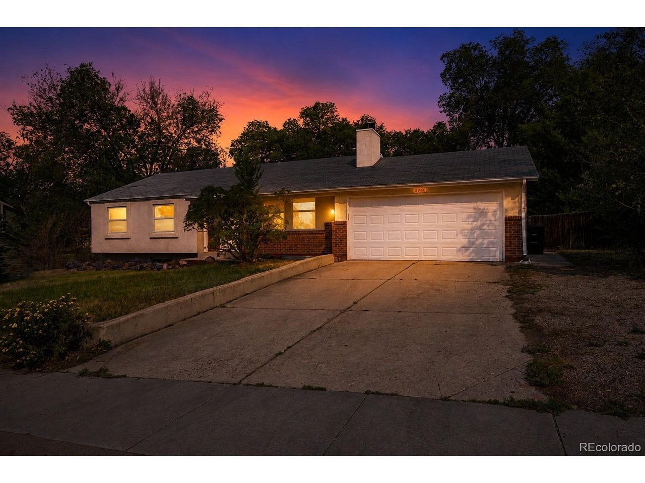 3760 Catalpa Dr — photo