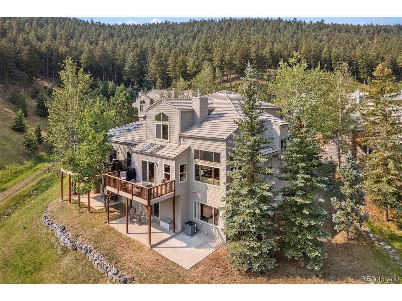 792 Chimney Creek Dr B — photo