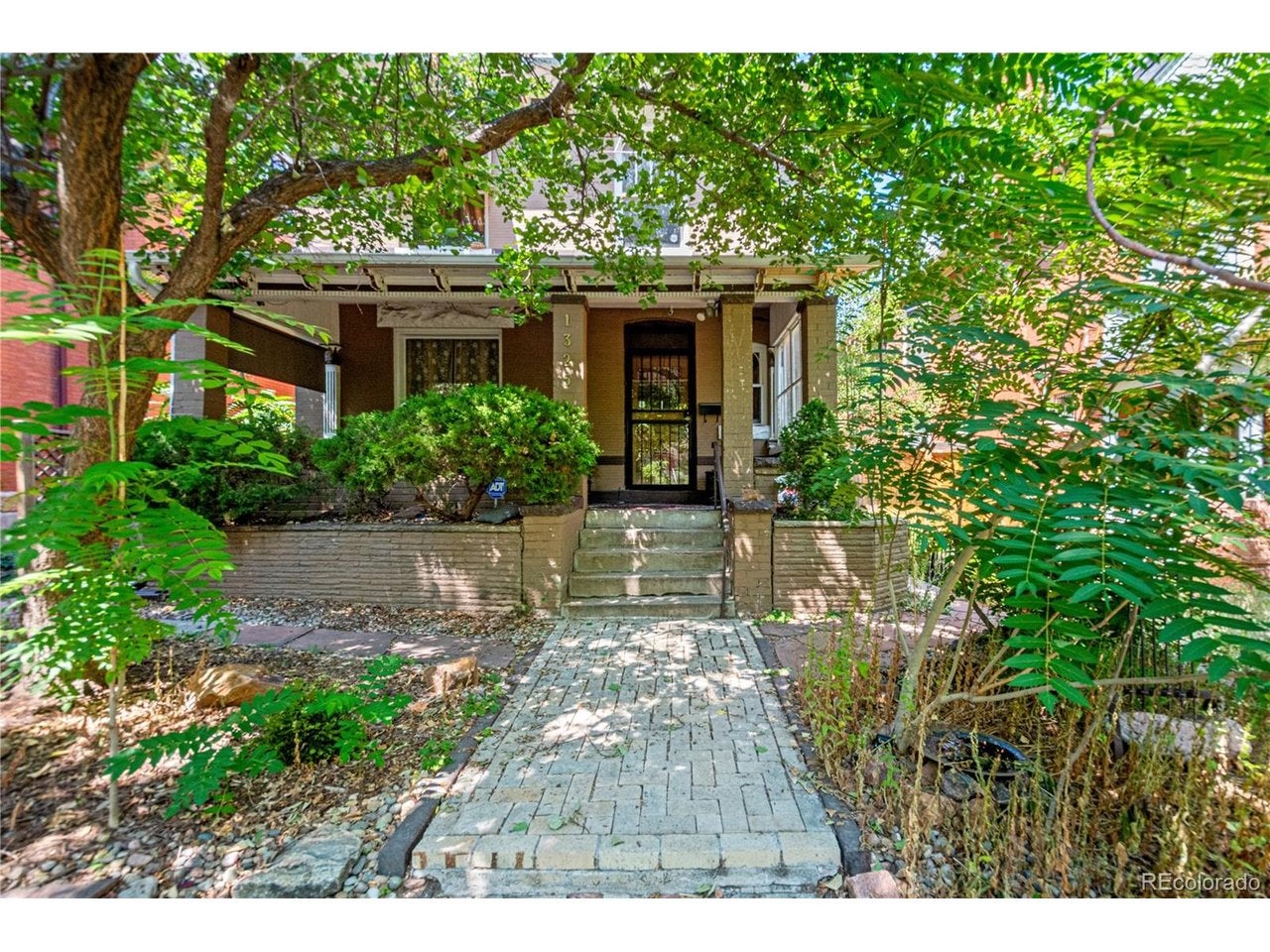 1325 Josephine St — photo