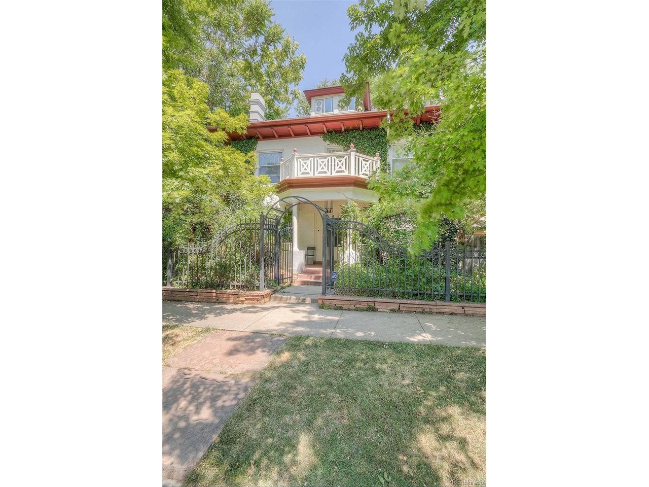 1470 Clayton St — photo