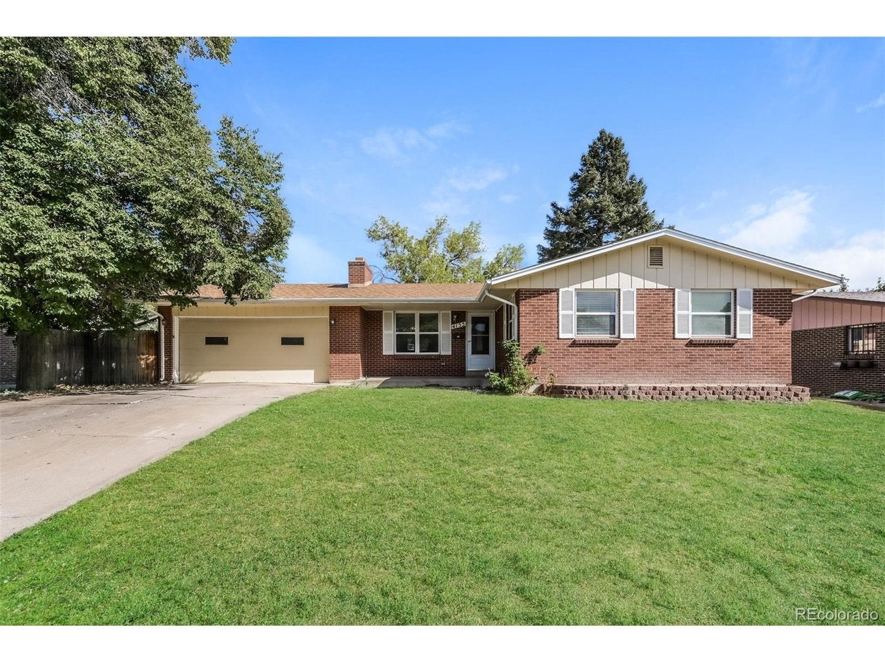 4155 W Stanford Ave — photo