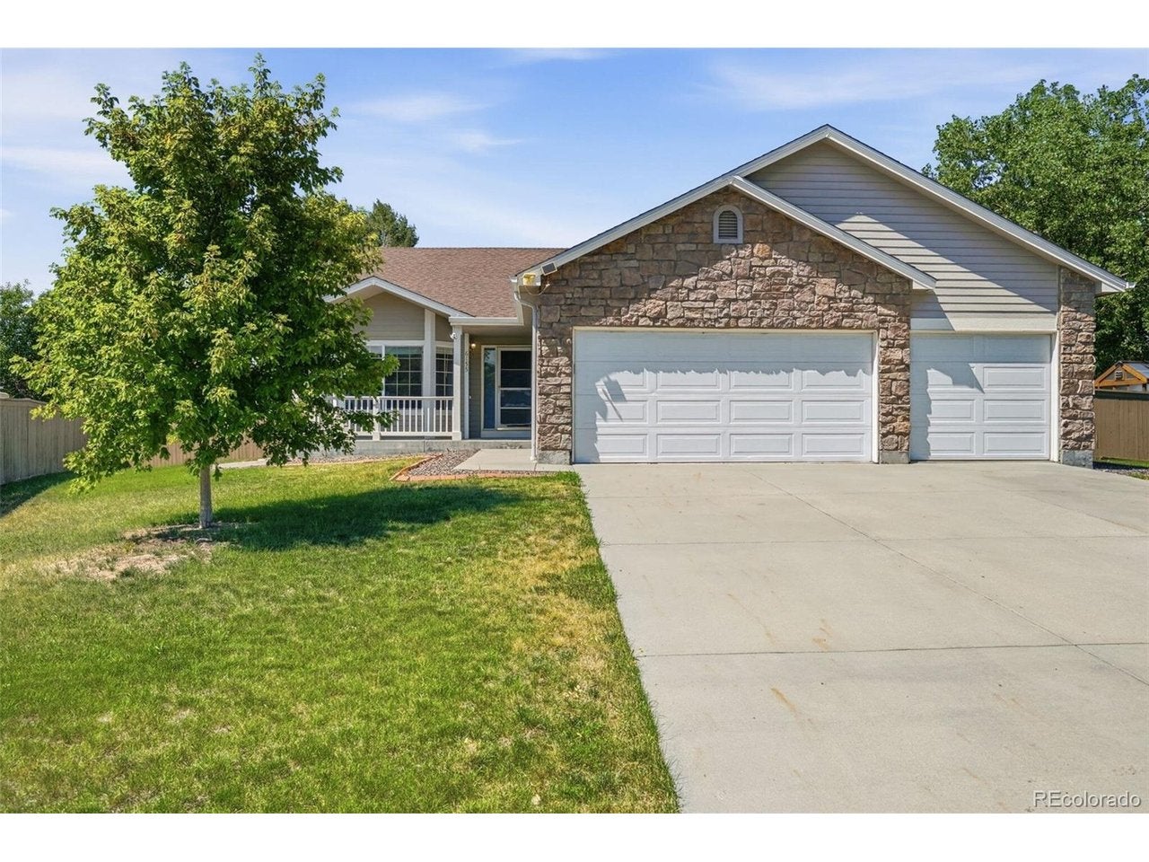 6155 Medford Ct — photo