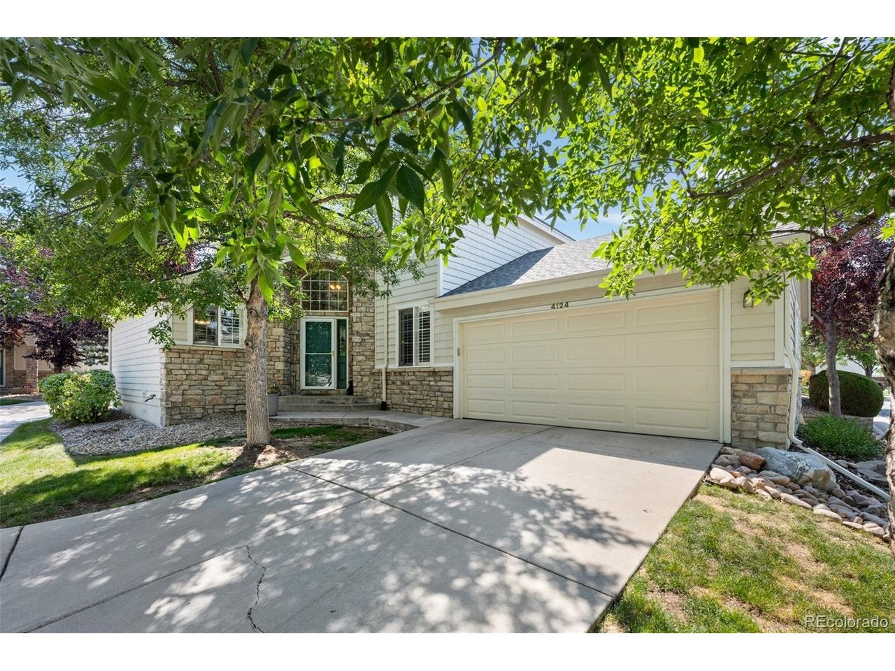 4124 E Hinsdale Cir — photo