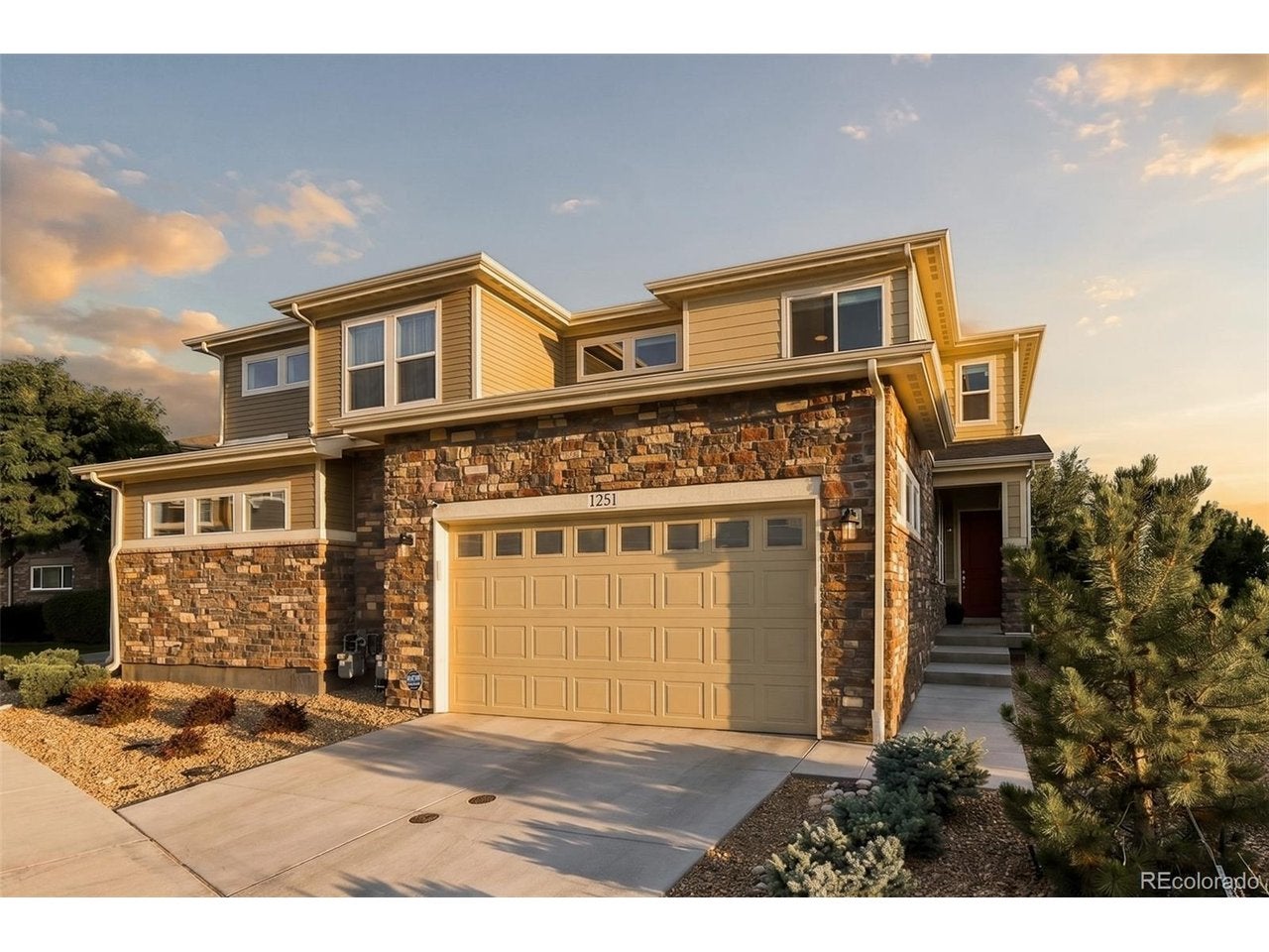 1251 S Kingston Ct — photo