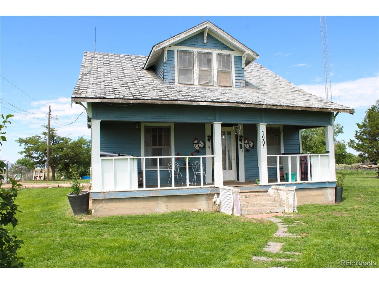 1901 County Road H — photo