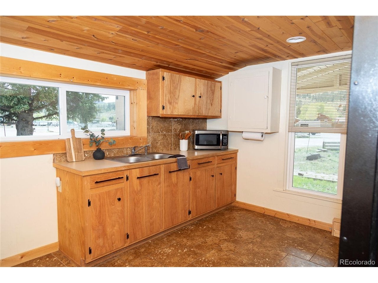 Home in Creede, CO 81130 — photo 2