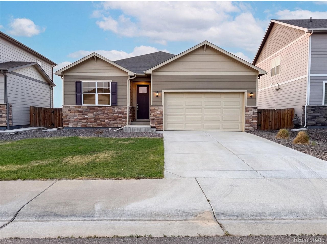 2341 Mountain Sky Dr — photo