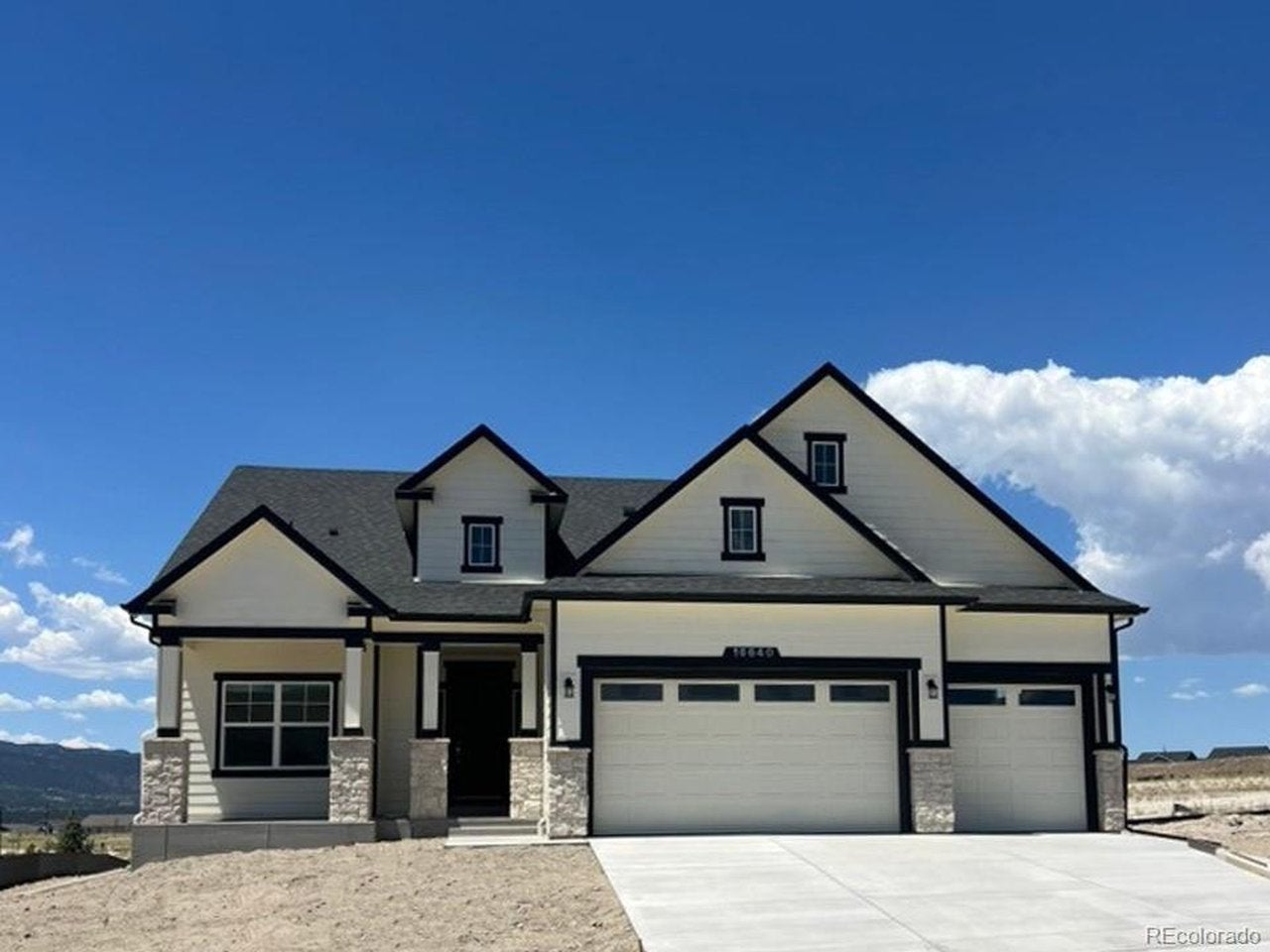 16640 Timbercrest Dr — photo