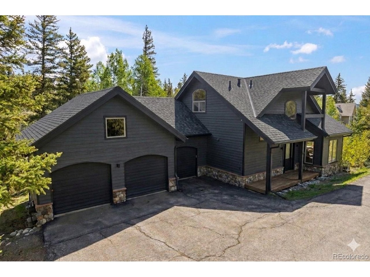 162 High Meadow Dr — photo