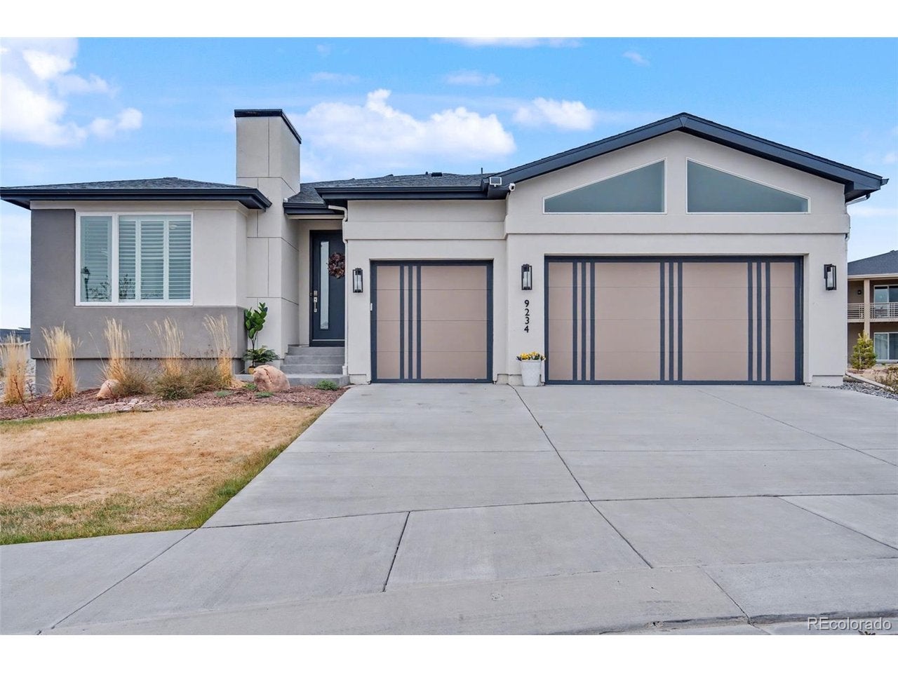 9234 Galley Pl — photo