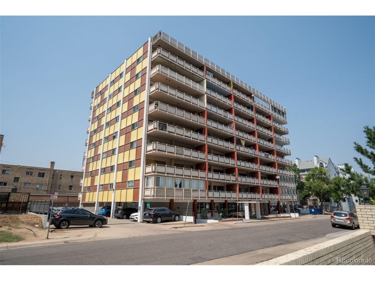 1121 Albion St 710 — photo