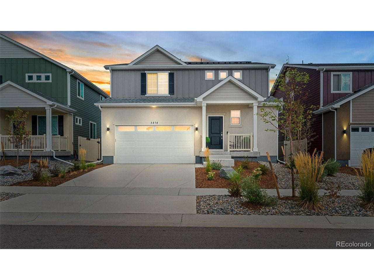 3878 N Riviera Ct — photo