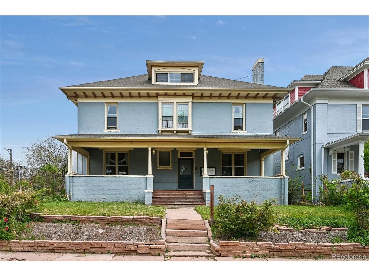 1646 N High St — photo