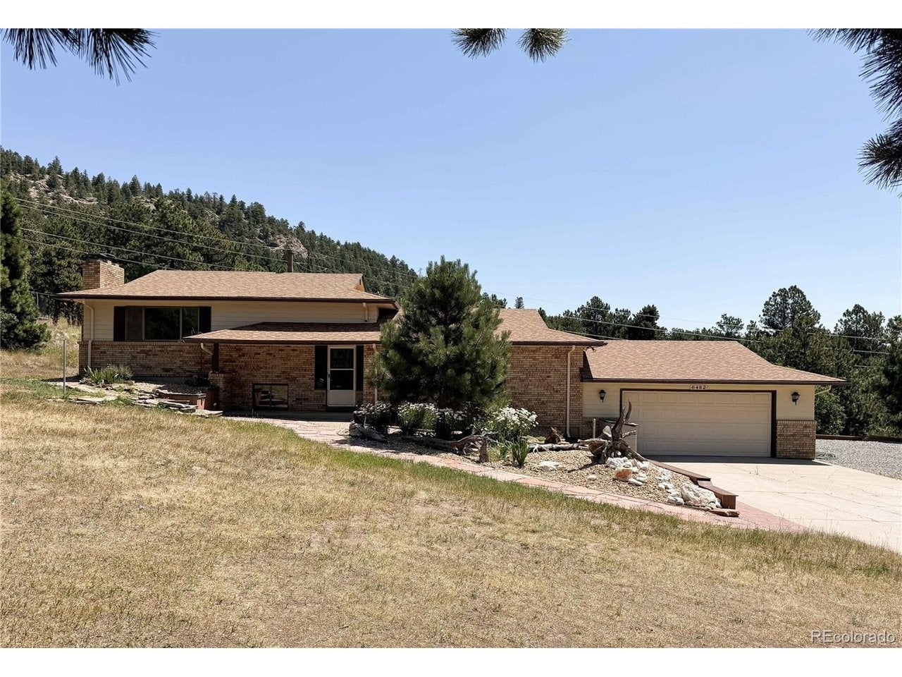 6482 S Valley Dr — photo