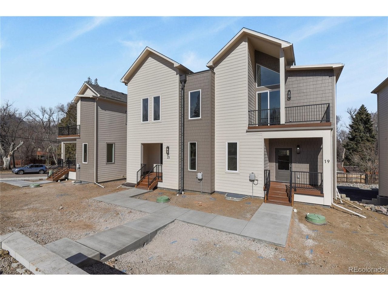 7 Noyer Ct — photo