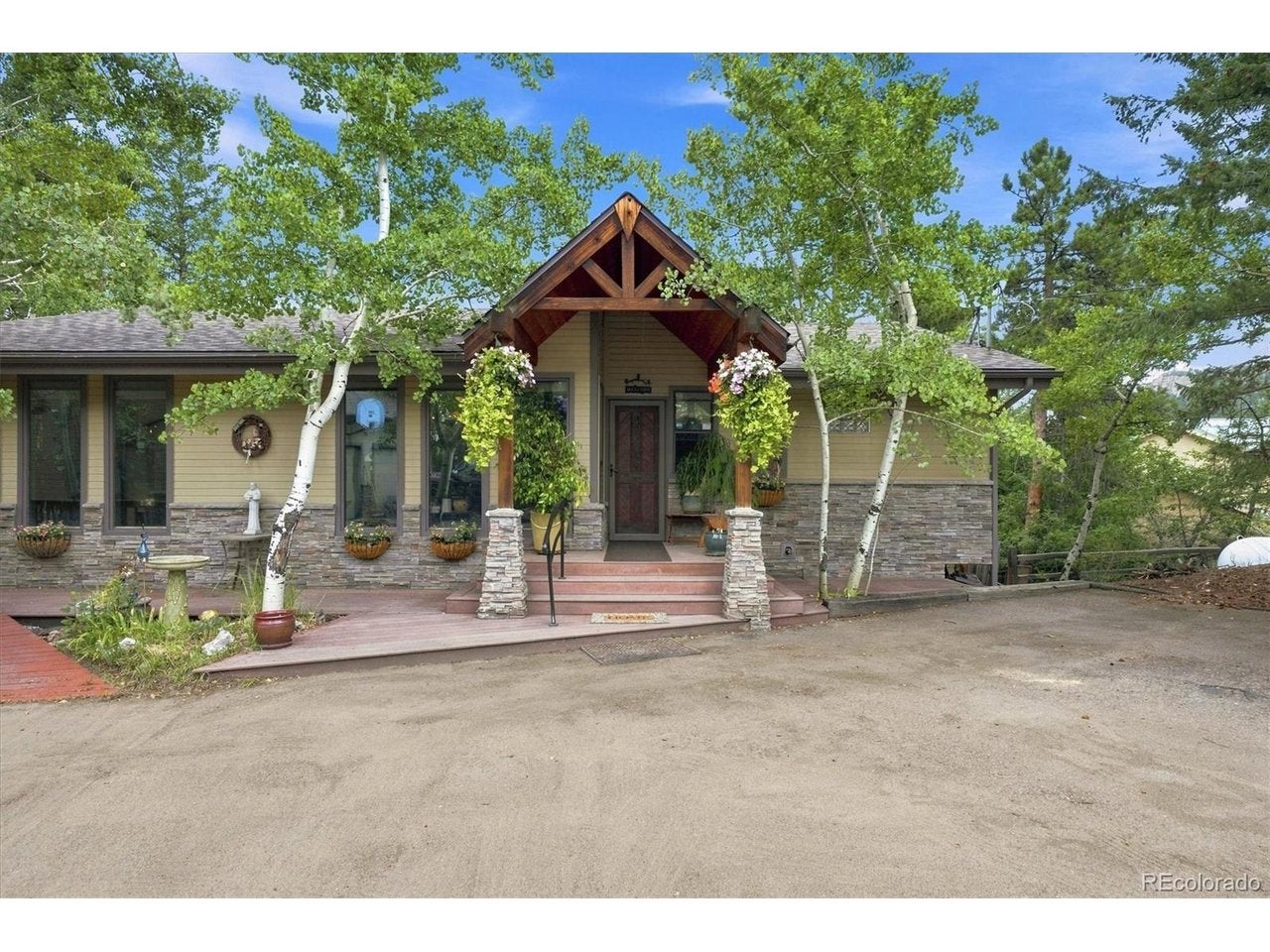 5581 Northwood Dr — photo