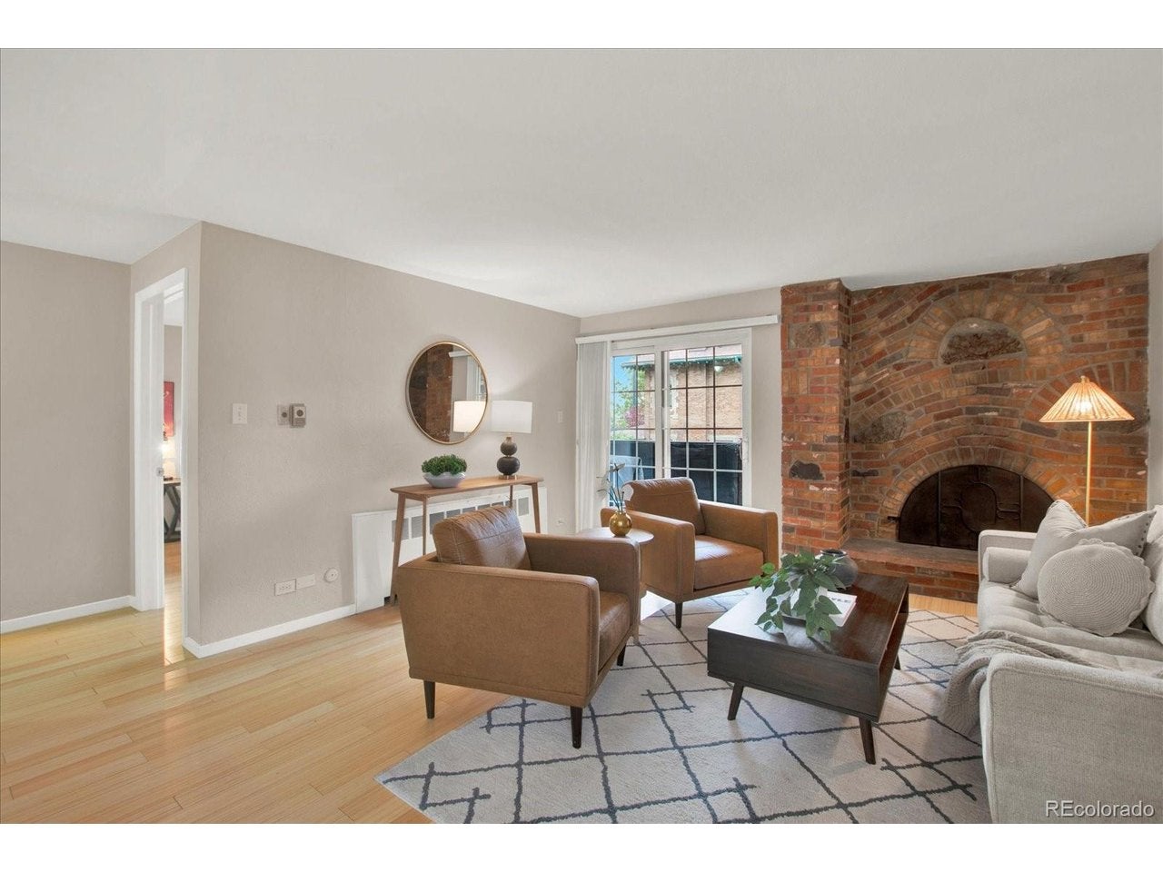 1350 Josephine St 206 — photo