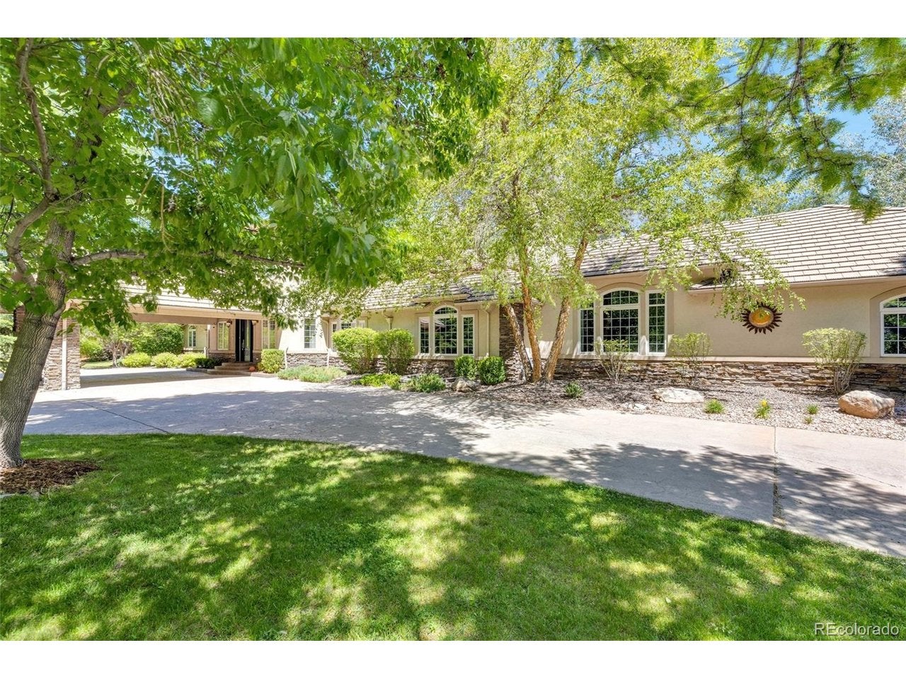 42 Sunset Dr — photo