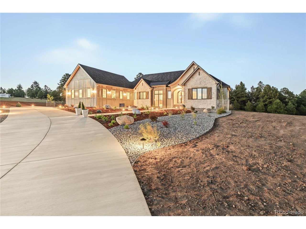 10593 Alamar Way — photo