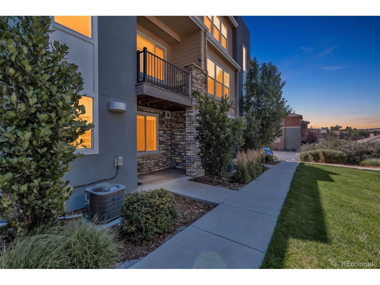 6741 S Tempe Ct — photo