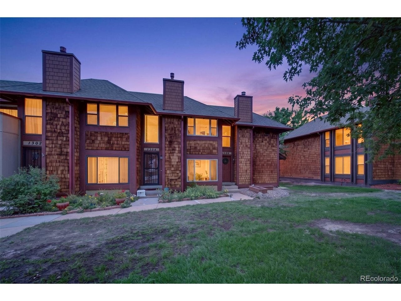 1306 S Carson Way — photo