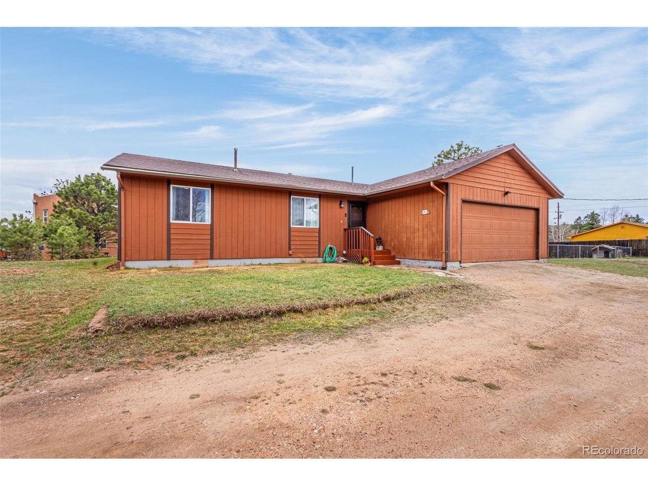 920 Forest Edge Rd — photo