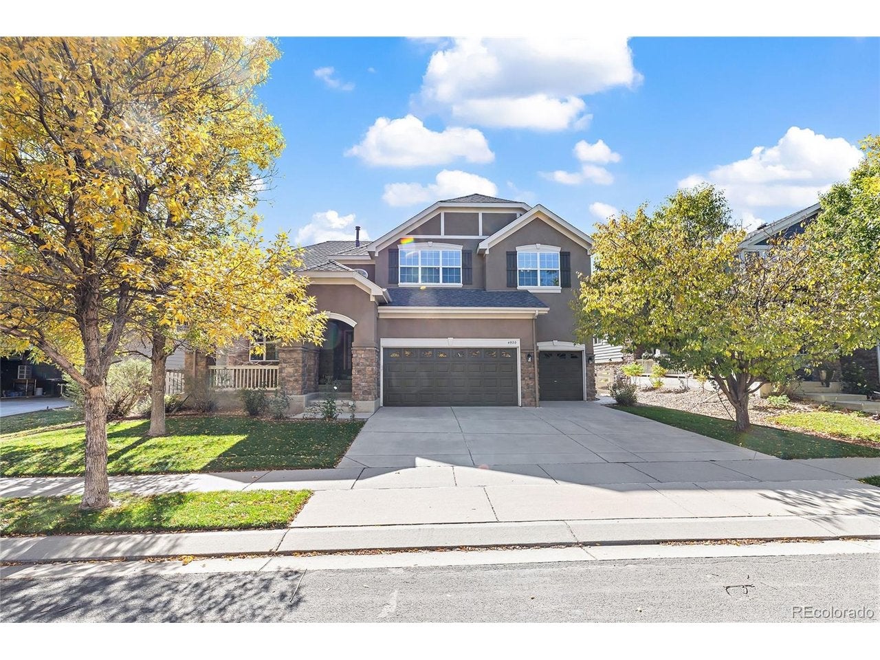 4920 Meadow Mountain Dr — photo