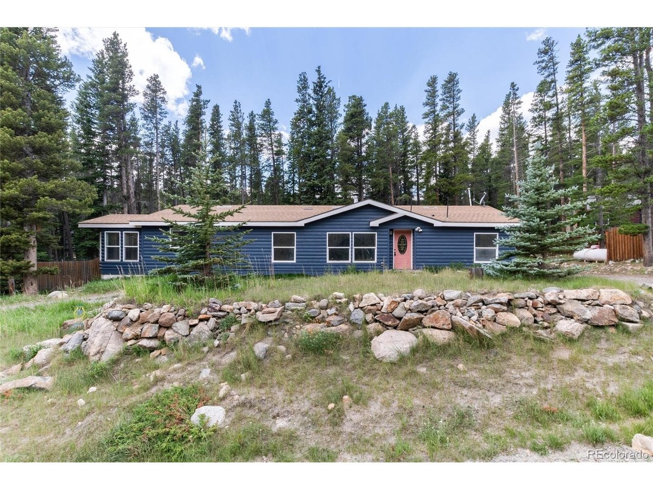 865 Silver Creek Rd — photo