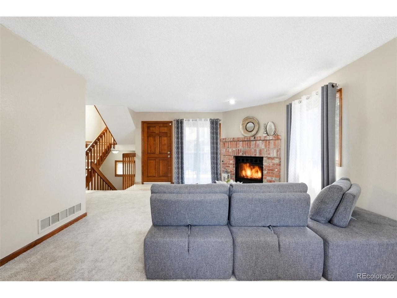 Home in Aurora, CO 80014 — photo 3