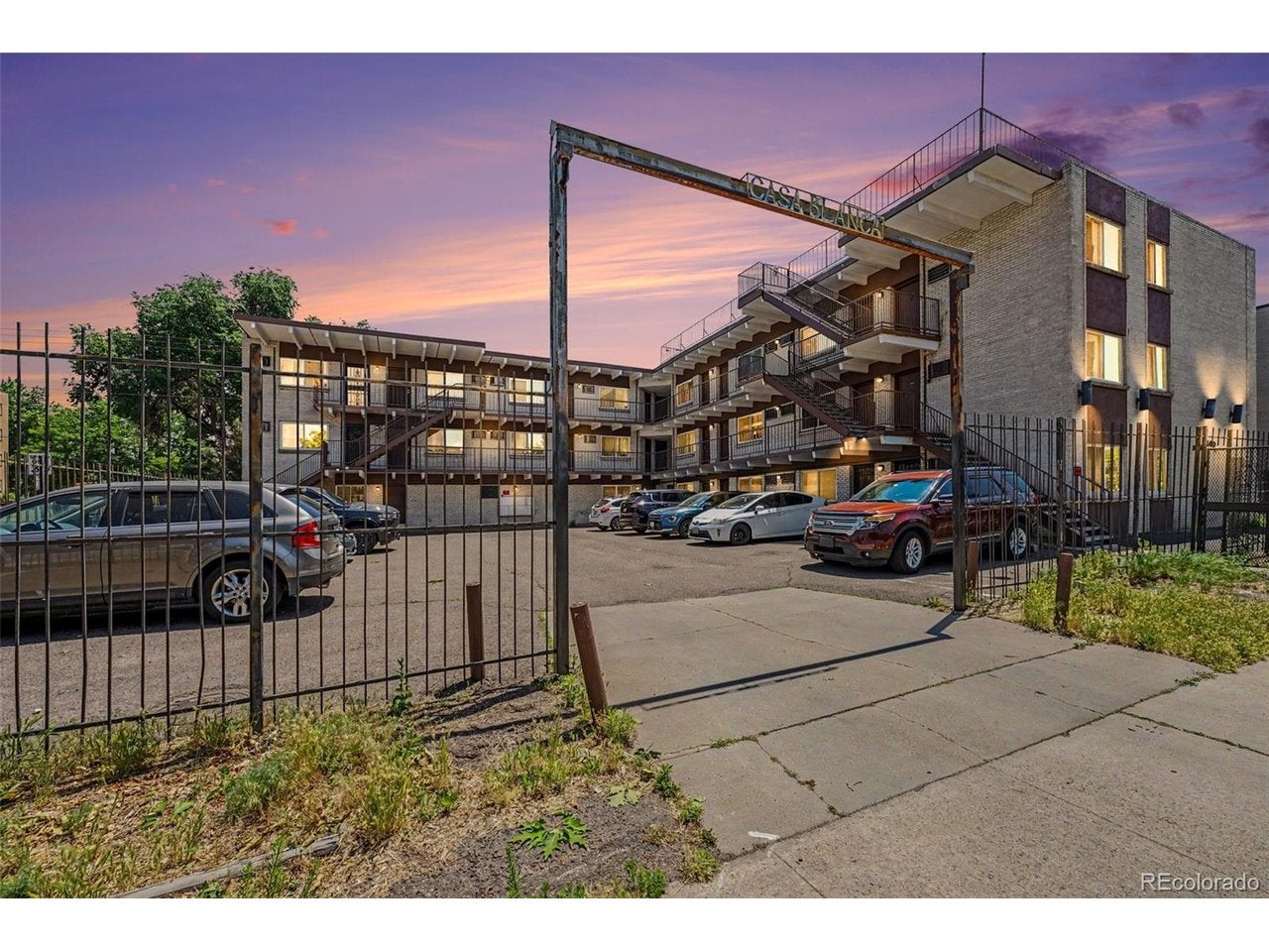 590 N Logan St 206 — photo